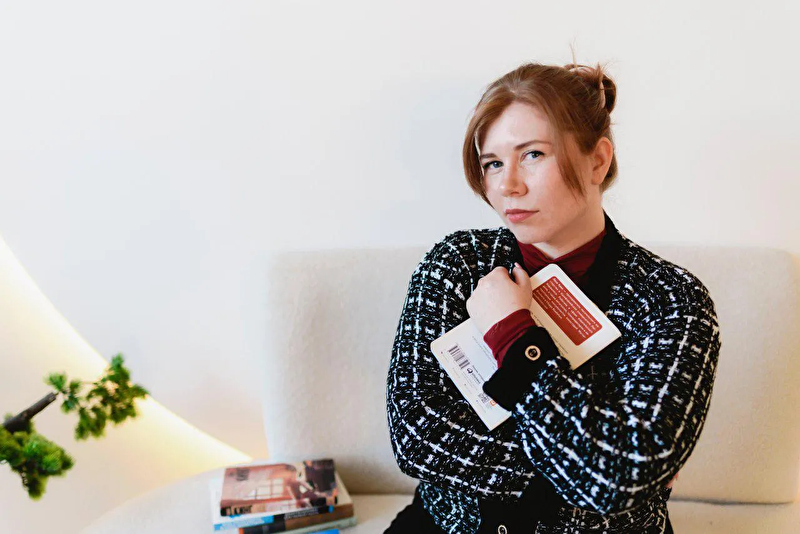 Люси Шибарова