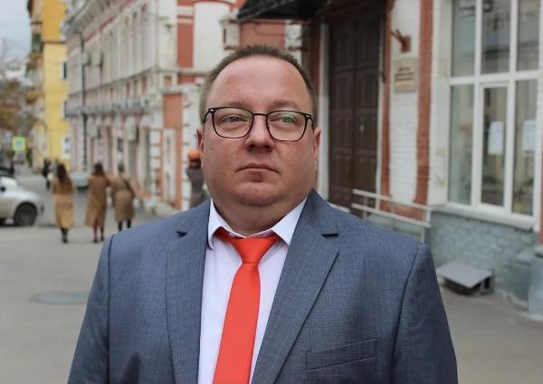 Александр Валерьевич Колоколов